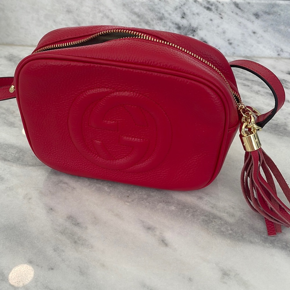 Red GUCCI camera Piano bag